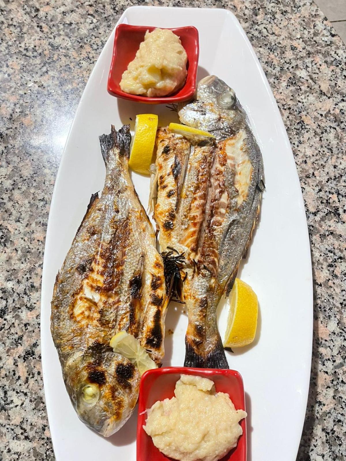 Maxola'S Dream Orikum酒店 外观 照片